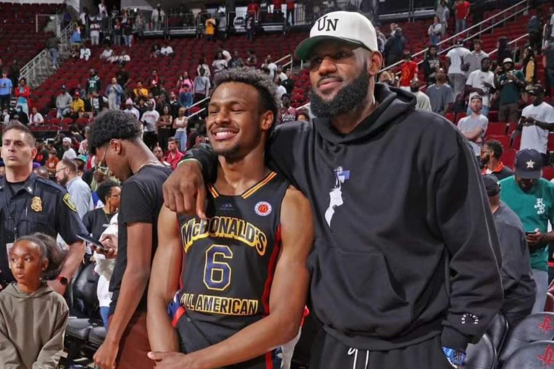 LeBron James agradece muestras de apoyo tras el paro cardíaco que